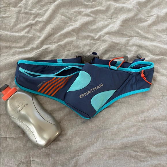 Nathan Peak Running Hydration Waist Pack Belt Blue OS - Picture 2 of 3